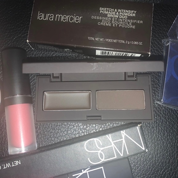 Makeup bundle - Picture 11 of 11